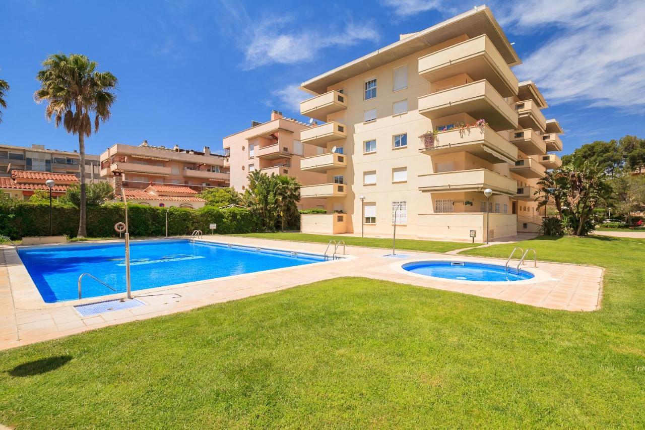 Uhc Aqua Family Complex Apartment Salou Bagian luar foto